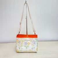 ショルダー付きバッグインバッグ　オレンジ色×花柄