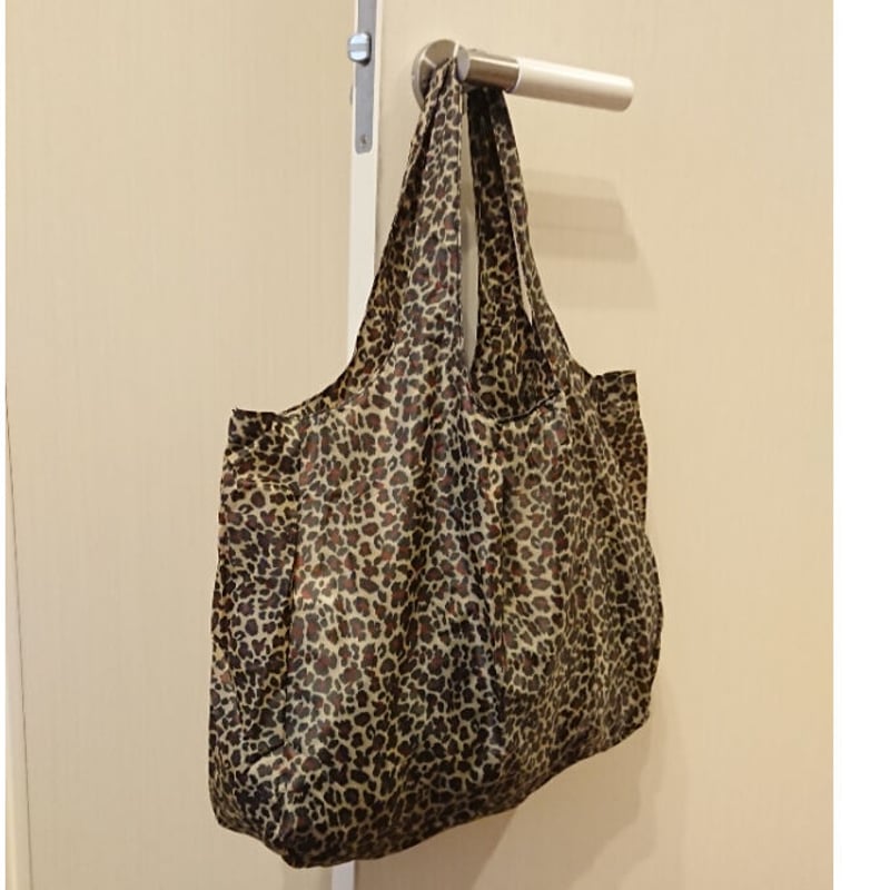 ☆レア物☆ MONOPRIX ( モノプリ ) のエコバッグ レオパード柄 ☆レア物☆ MONOPRIX ( モノプリ ) のエコバッグ レオパード柄