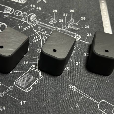 UMAREX GLOCK19対応 BATON BG17 CO2マガジン用グリップアダプタ　3個セット
