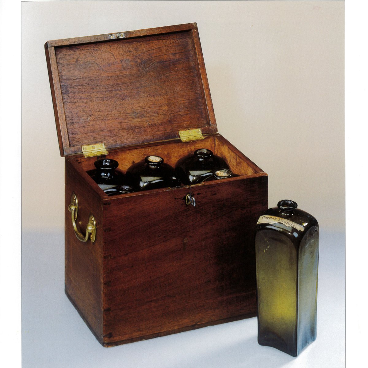 18世紀 オランダ 大きな吹きガラス角瓶 ジンボトル ケルデル瓶 / the Netherlands 18th C.