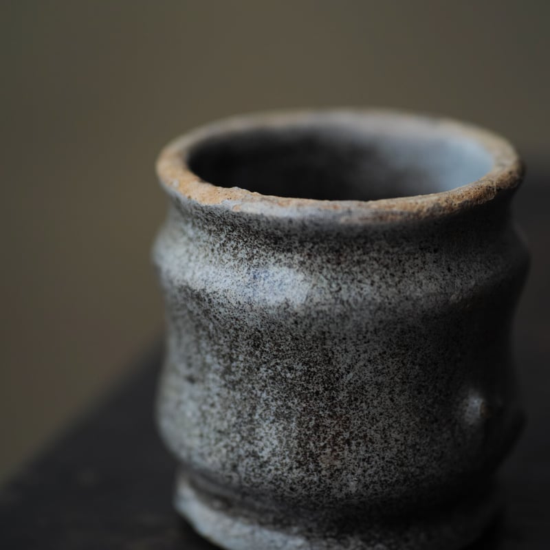 とても珍しい総釉！　17世紀　阿蘭陀　盃　デルフト　黄釉　アルバレロ とても珍しい総釉！ 17世紀 阿蘭陀 盃 デルフト 黄釉 アルバレロ