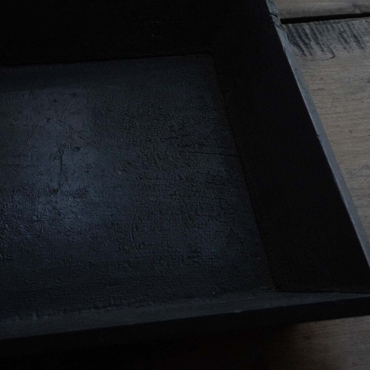 李朝黒漆角盆 / 李氏朝鮮時代後期 | tsuchika