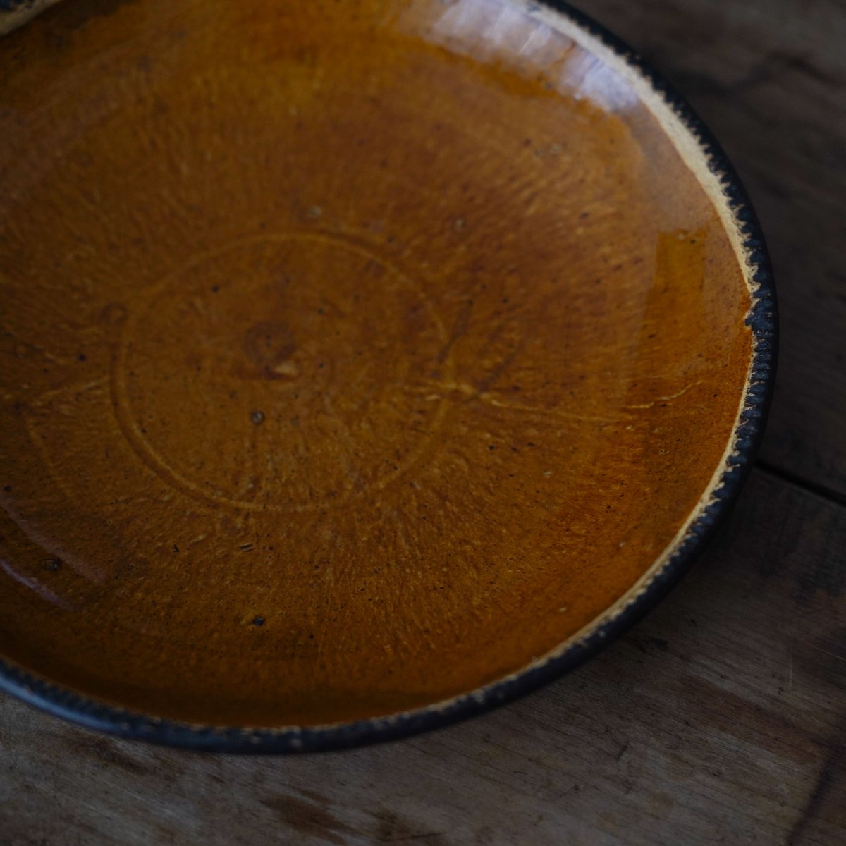 1800年代 アメリカ 無地 レッドウェア皿 プレート アンティーク fit=scale-down,w=1200