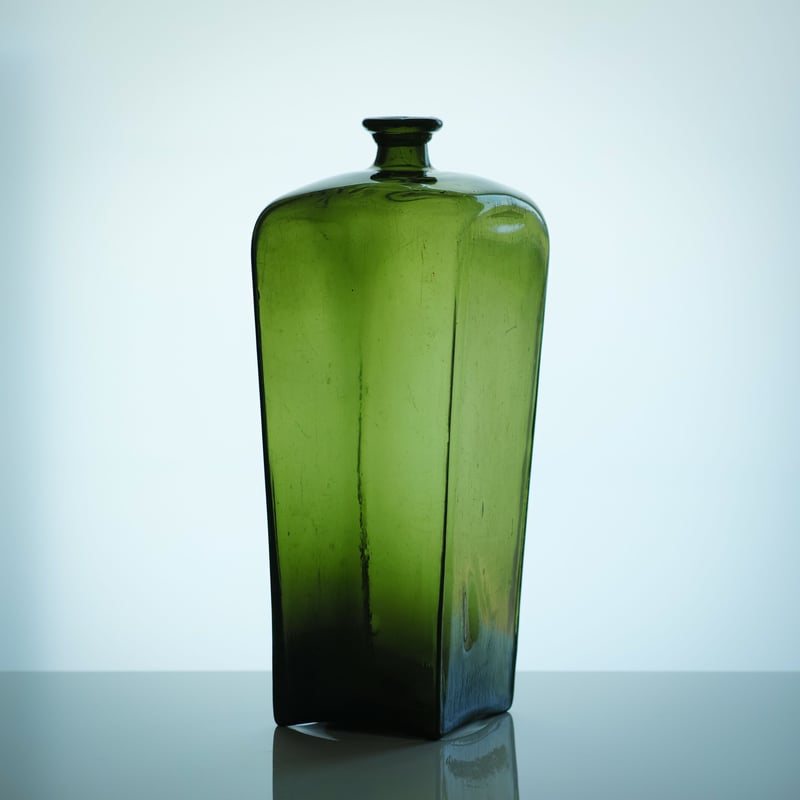 18世紀 オランダ 大きな吹きガラス角瓶 ジンボトル ケルデル瓶 / the 