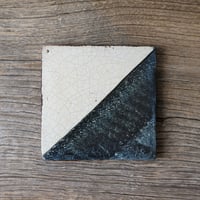 虫喰い跡が景色となった古い敷板 / 明治頃 | tsuchika