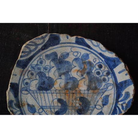 17世紀オランダ ダッチマジョリカ藍絵石榴文皿陶片 / the Netherlands 17th C.