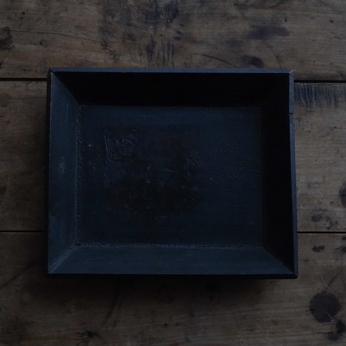 李朝黒漆角盆 / 李氏朝鮮時代後期 | tsuchika