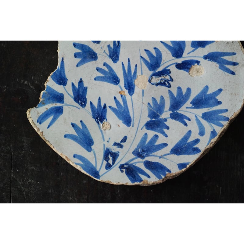 17世紀オランダ ダッチマジョリカ藍絵花文皿陶片 / the Netherlands