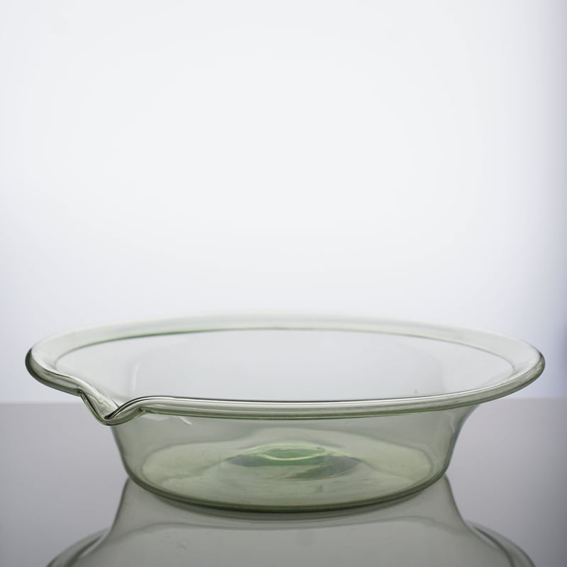 1800年代 スウェーデン 手吹きの色ガラス片口鉢 / Hand Blown Glass Bo
