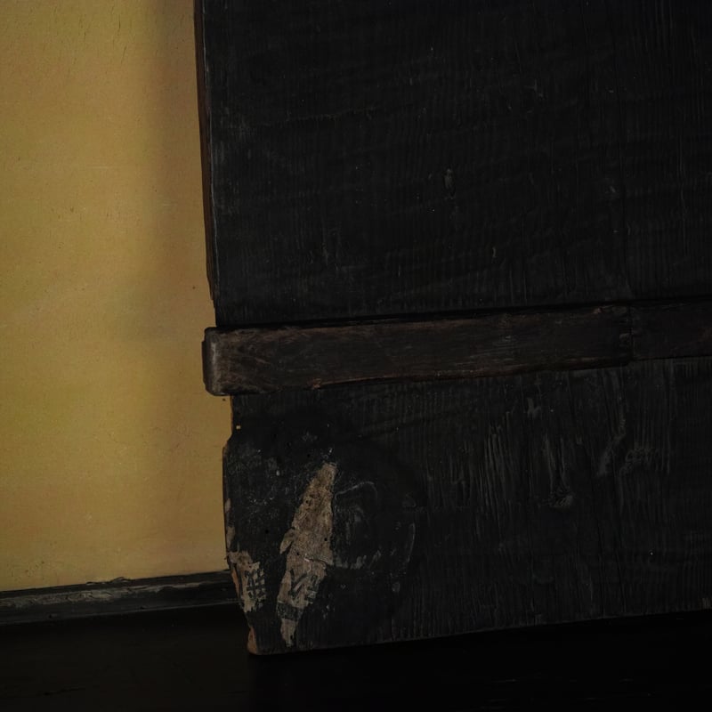 鎹打ちの黒く煤けた味のよい餅板 / 明治頃 | tsuchika