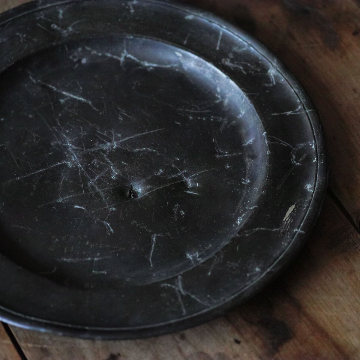 17世紀 イギリス 川上がりピューター皿 / Pewter Plate / England