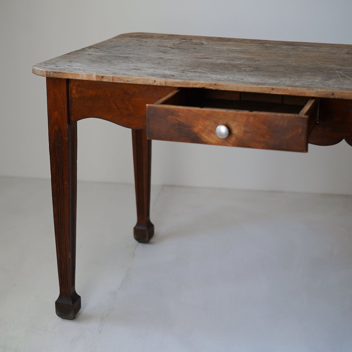 1800年代 フランス 農家で使われていた古い無垢材のファーマーズ