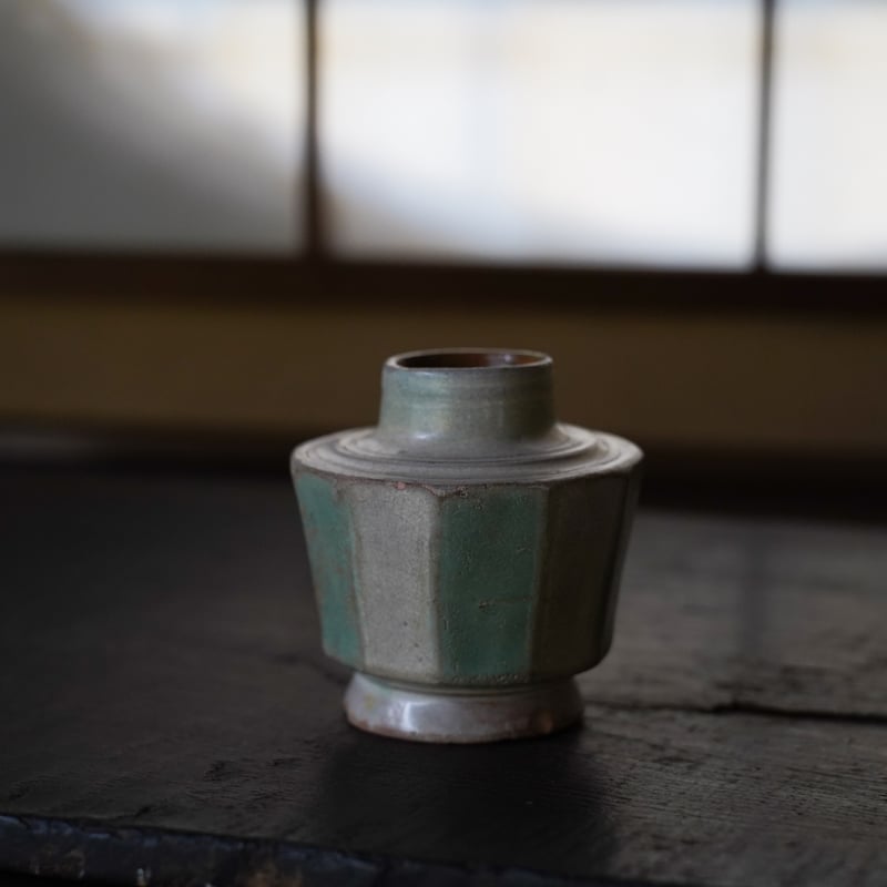 白錫鉛釉緑彩面取小壺 / ビルマ15-16世紀 | tsuchika