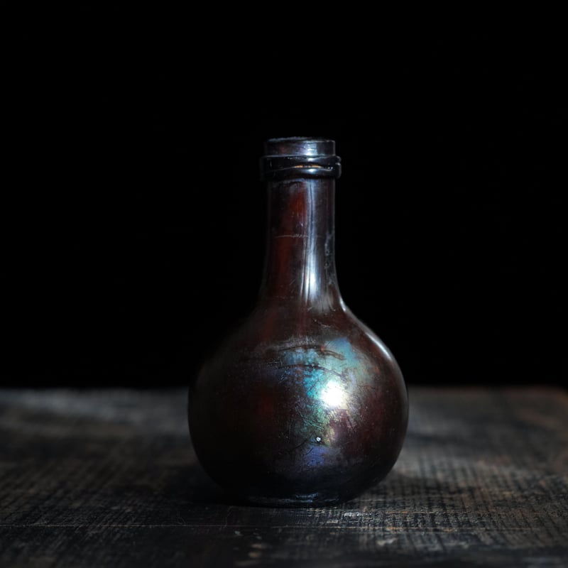 17世紀 オランダ 銀化した小さなオニオンボトル / the Netherlands 17t