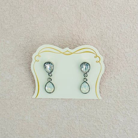 【新品】クリスタルピアス♡DelphineCharlotteParmentier Parts Of Four クリスタル ピアス | シルバートーン | FARFETCH JP