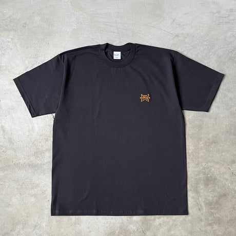 CATEGORY TOPS | kan