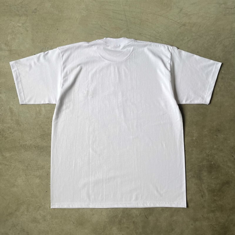 【ペコ】EMBOSS LOGO TEE(ホワイト) ameri vintage】EMBOSS LOGO TEE(ホワイト)