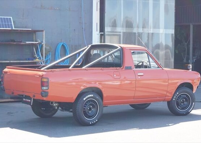 車高調整式シャックル 牽引フック付き サニートラック | EeeCustom