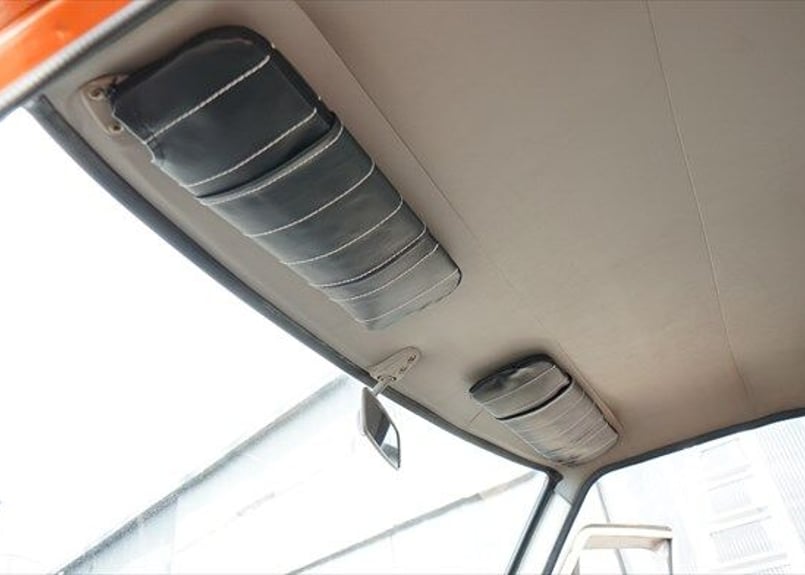 バイザーカバー サニートラック | EeeCustom イーカスタム