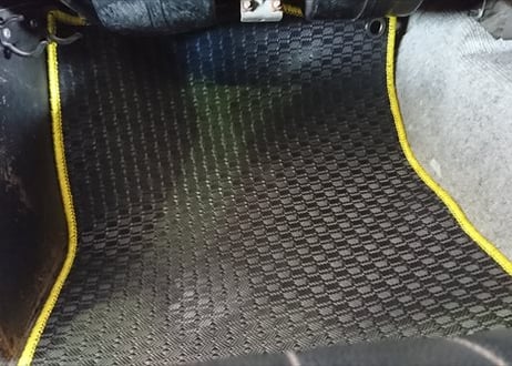 ラバー フロアマット