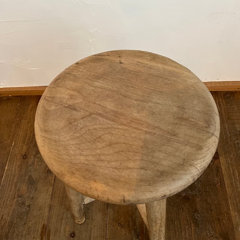 趣きのある木製の丸椅子 ヴィンテージ スツール | そら豆ガラス商店