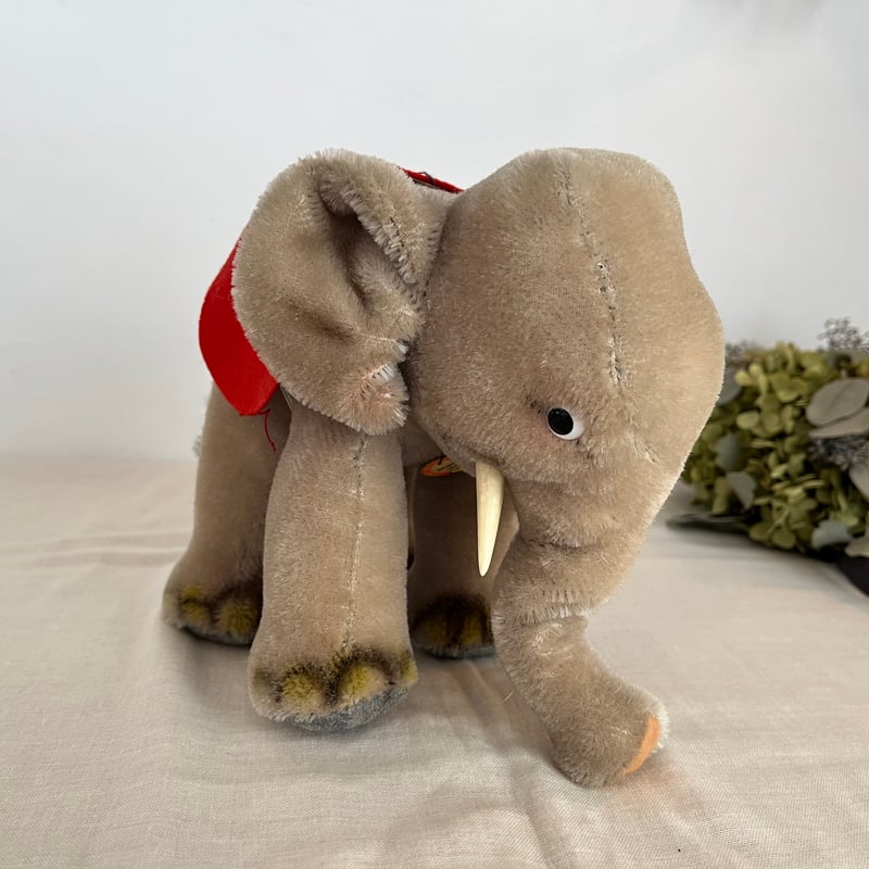 Steiff シュタイフ ゾウ ぬいぐるみ ドイツ製 フロッピー・ゾウのトランピリ | ドイツ最高級テディベアの