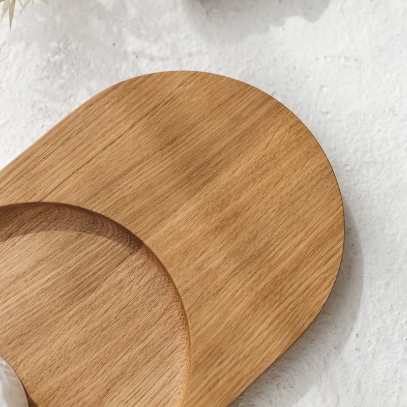 手作りのミニマリスト木製プレート、手作りの木製楕円形プレート、木製