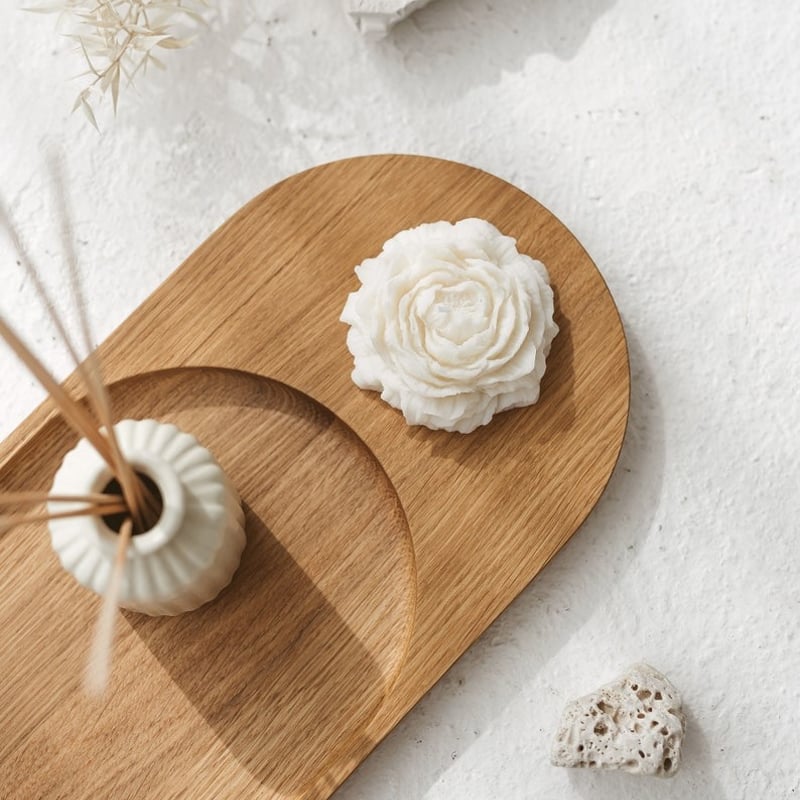 手作りのミニマリスト木製プレート、手作りの木製楕円形プレート、木製
