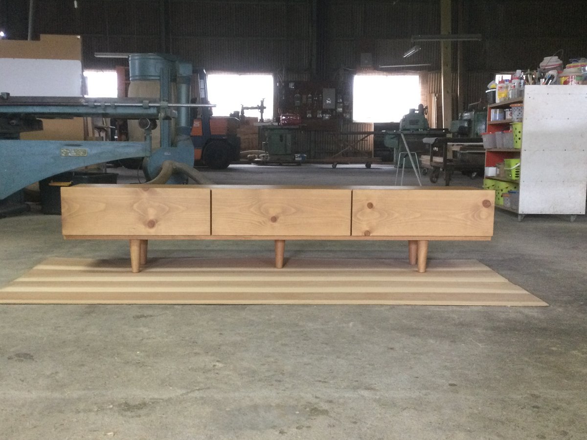 大きめテレビボード]180㎝テレビボード無垢材/アンティークパイン