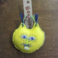 ネコブローチ