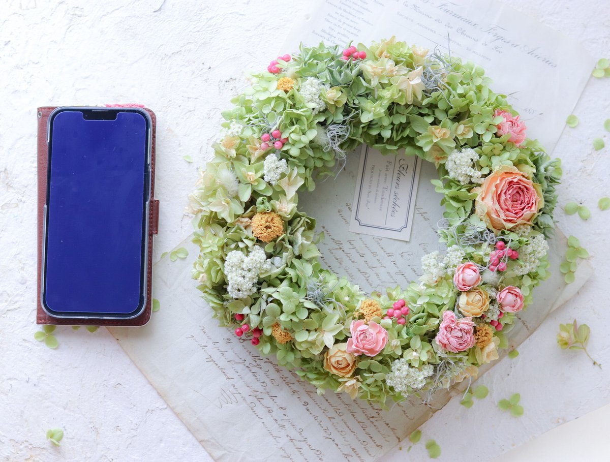 ３種の紫陽花と薔薇のドライフラワーリース | Hana Akari