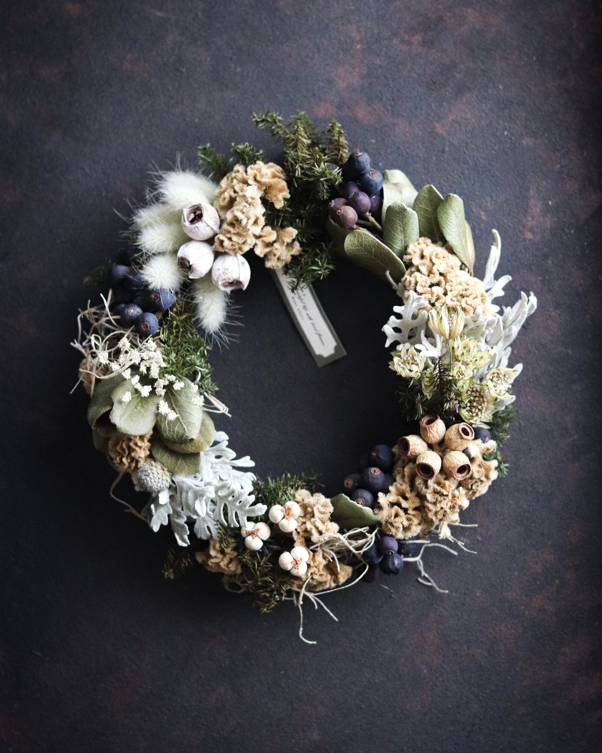 アンティーク調ドライフラワーリース | Hana Akari