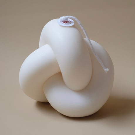 honey flamingo Tube Knot Candle 1 Ivory (White Coconut)