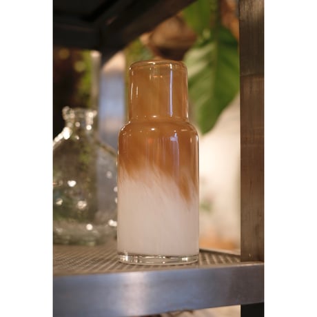 Flower vase