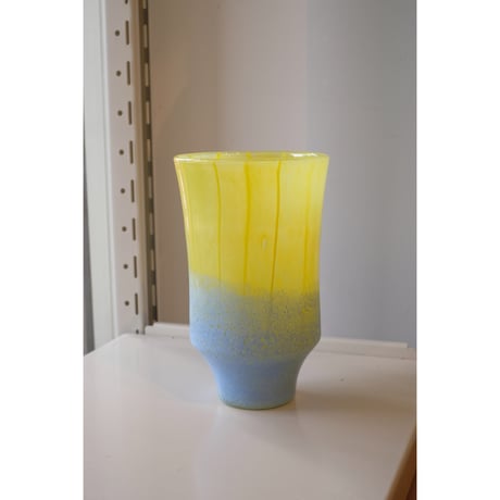 Flower vase