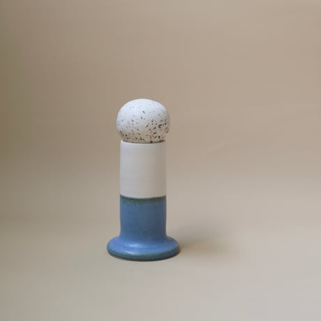 Azu Aoyagi flower vase