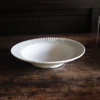 しのぎ粉引8寸リム鉢 ナヲキ/ステディ