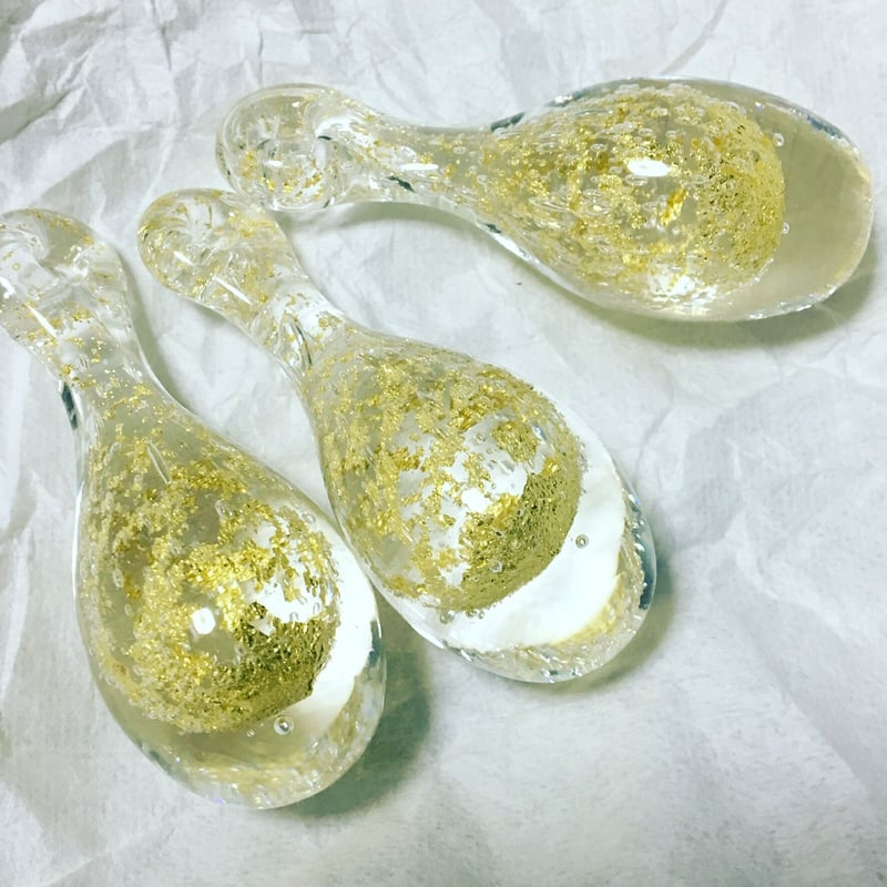 麻炭ガラスのネックレス　麻炭ガラス しずくヒマラヤ+ 金 予約注文 麻炭ガラス しずくヒマラヤ+ 金 | FLOWer Jasmine