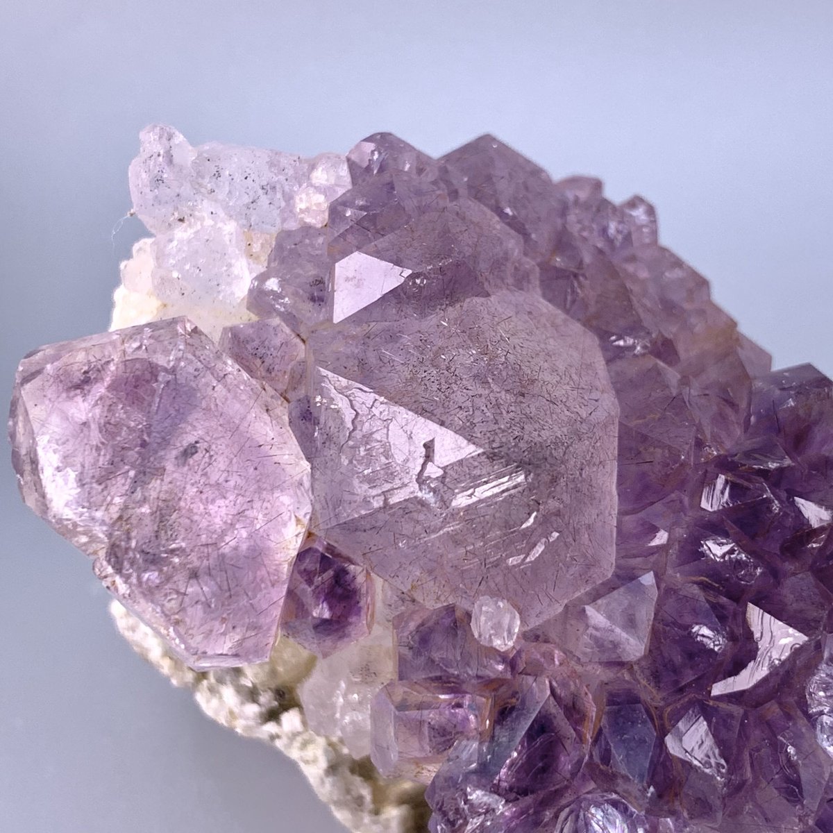 インド カルール産 アメジストジャガレー パイライトインク インド カルール産 アメジストジャガレー パイライトインク