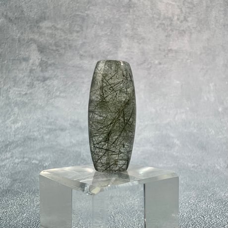 【ガネッシュヒマール産】アクチノライトイン天然ヒマラヤ水晶 樽型ビーズ⑧/Ganesh Himal Actinolite in Himalayan Quartz barrel beads