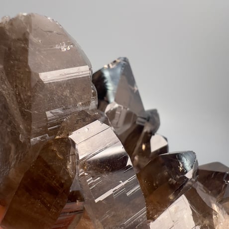 【ガウリシャンカール産】天然ヒマラヤスモーキークォーツクラスター GauriShankar Himalayan Smoky Quartz Cluster