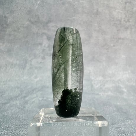 【ガネッシュヒマール産】アクチノライト&クローライトイン天然ヒマラヤ水晶 樽型ビーズ/Ganesh Himal Actinolite&Chlorite in barrel beads