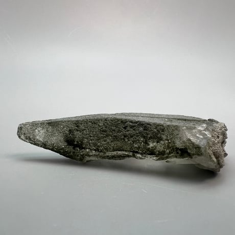 大特価【ガネッシュヒマール産】クローライトイン天然ヒマラヤ水晶⑪/Ganesh Himal Chlorite in Himalayan Quartz