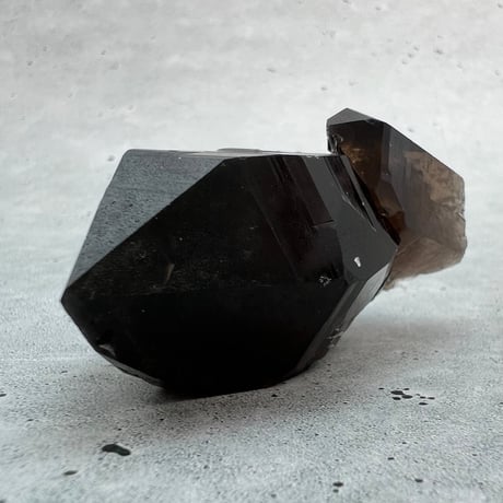 【ガウリシャンカール産】天然ヒマラヤスモーキークォーツ/GauriShankar Himalayan Smoky Quartz