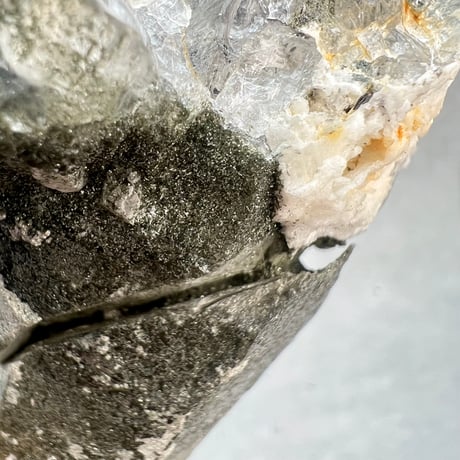 【ガネッシュヒマール産】クローライトイン天然ヒマラヤ水晶/Ganesh Himal Chlorite in Himalayan Quartz