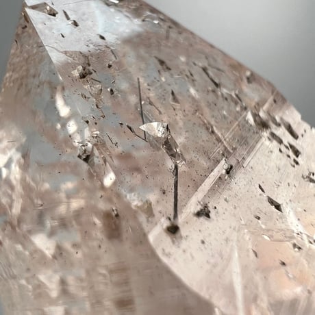 ハイクオリティ【ガネッシュヒマール産】天然ヒマラヤ水晶/Ganesh Himal Limonite in Himalayan Quartz