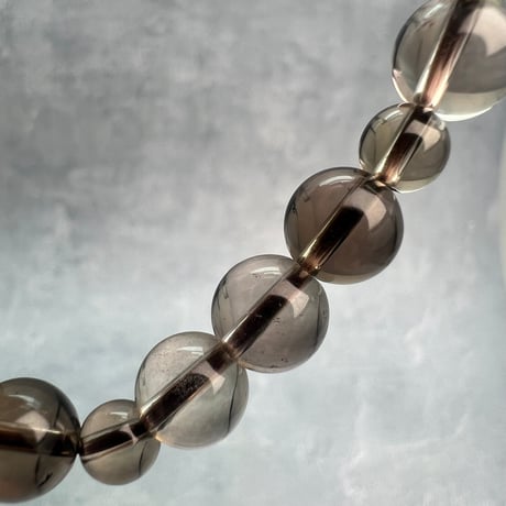 【ガウリシャンカール産】"手磨き加工"天然ヒマラヤスモーキークォーツデザインブレスレット/Gaurishankar Himalayan Smoky Quartz Design Bracelet