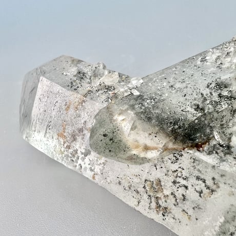 【マナスル産】クローライトイン天然ヒマラヤ水晶ポイント/Manaslu Chlorite in Himalayan Quartz Point