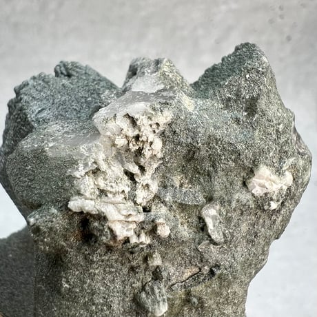 【ガネッシュヒマール産】クローライトイン天然ヒマラヤ水晶クラスター/Ganesh Himal Chlorite in Himalayan Quartz Cluster