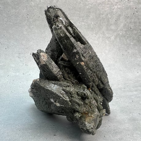 【ガネッシュヒマール産】クローライトイン天然ヒマラヤ水晶クラスター/Ganesh Himal Chlorite in Himalayan Quartz Cluster